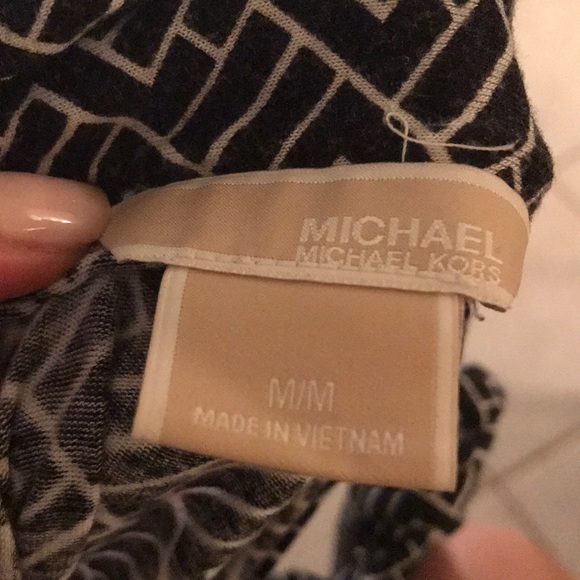 Michael Kors side tie tank - Picture 2 of 3